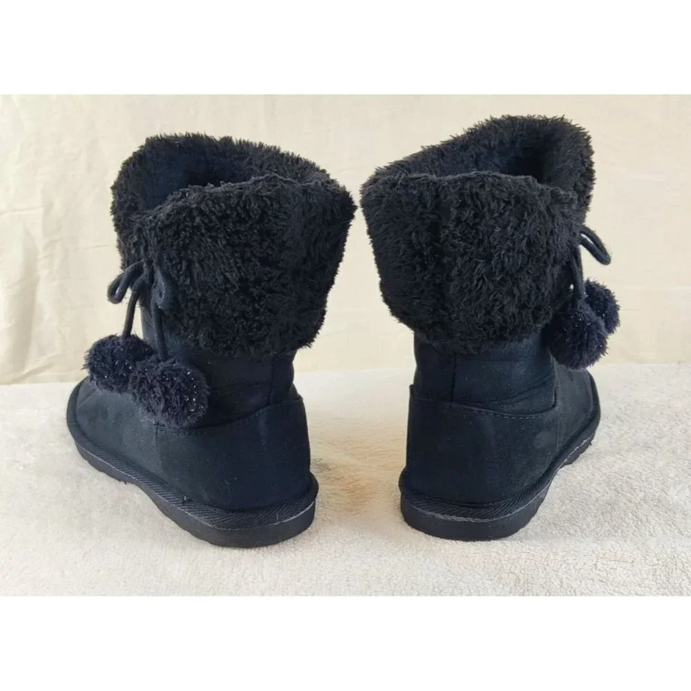 Winter Girls Ankle Books Black Faux Suede Faux Fur Lined Rubber Sole Size 2